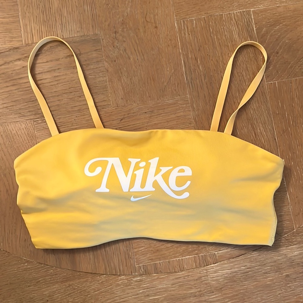 Nike sports bra vintage logo